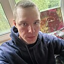 Денис, 23 года