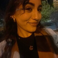 Фотография девушки Лейла, 19 лет из г. Орск