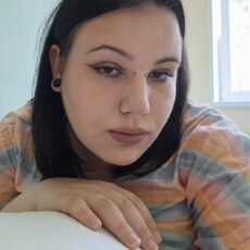 Фотография девушки Анастасия, 18 лет из г. Нижний Тагил