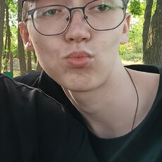 Фотография мужчины Виталий, 18 лет из г. Таганрог