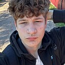 Максим, 18 лет