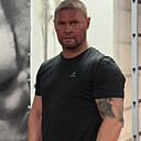 Макс, 42 года