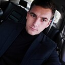 Илья, 33 года