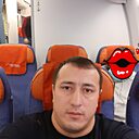 Уткир, 40 лет