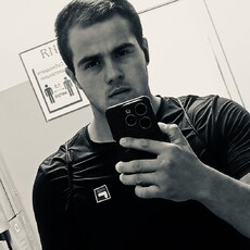 Фотография мужчины Рома, 23 года из г. Варениковская