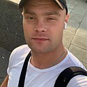 Михаил, 32 года