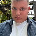 Максим, 24 года