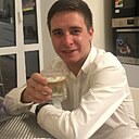 Макс, 20 лет