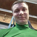 Михаил, 33 года