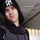 Паша, 22 года