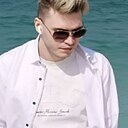 Денис, 22 года