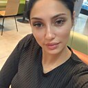 Венера, 27 лет