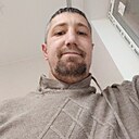 Динар, 33 года