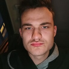 Фотография мужчины Człowiek Guma, 19 лет из г. Катовице