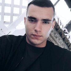 Фотография мужчины Дмитрий, 23 года из г. Ялта