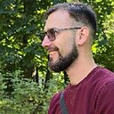 Максим, 33 года