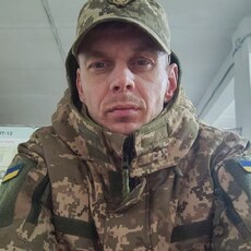 Фотография мужчины Sasha, 35 лет из г. Умань