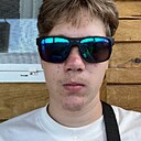 Ярослав, 18 лет