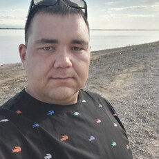 Фотография мужчины Анатолий, 30 лет из г. Лучегорск