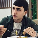 Мухаммад, 18 лет