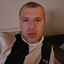 Максим, 24 года