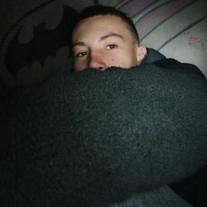 Фотография мужчины Дмитрий, 18 лет из г. Орел