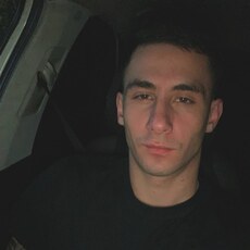 Фотография мужчины Дмитрий, 25 лет из г. Губкин