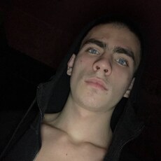 Фотография мужчины Кирилл, 20 лет из г. Нижний Тагил