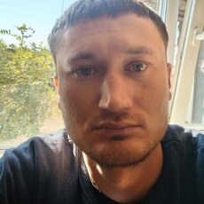 Фотография мужчины Валерий, 29 лет из г. Петровск-Забайкальский