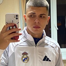 Фотография мужчины Сергей, 21 год из г. Санкт-Петербург