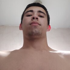 Фотография мужчины Ихти, 21 год из г. Тюмень