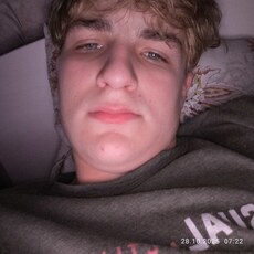 Фотография мужчины Данёк, 19 лет из г. Тула