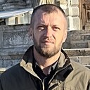 Роман, 44 года