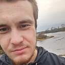 Максим, 22 года