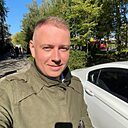 Максим, 33 года