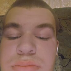 Фотография мужчины Дима, 18 лет из г. Атамановка