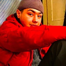 Фотография мужчины Денис, 21 год из г. Нижний Тагил