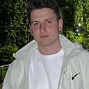 Артем, 22 года