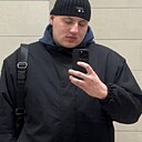 Роман, 24 года