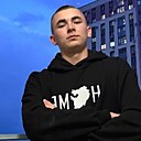 Максим, 18 лет