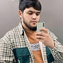 Абдулло, 22 года