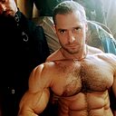 Слава, 33 года