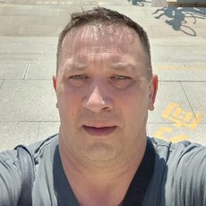 Фотография мужчины Владимир, 45 лет из г. Партизанск