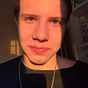Максим, 24 года