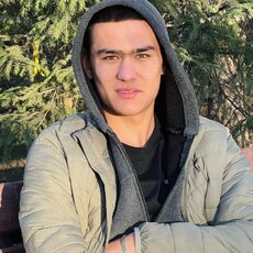 Фотография мужчины Акош, 19 лет из г. Новосибирск