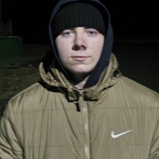 Фотография мужчины Илья, 19 лет из г. Кемерово
