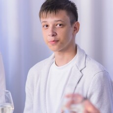 Фотография мужчины Илья, 18 лет из г. Новосибирск