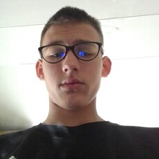 Фотография мужчины Матвей, 20 лет из г. Кемерово