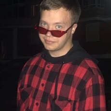 Фотография мужчины Илья, 22 года из г. Екатеринбург