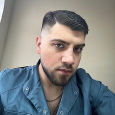 Фотография мужчины Арутюн, 21 год из г. Тольятти